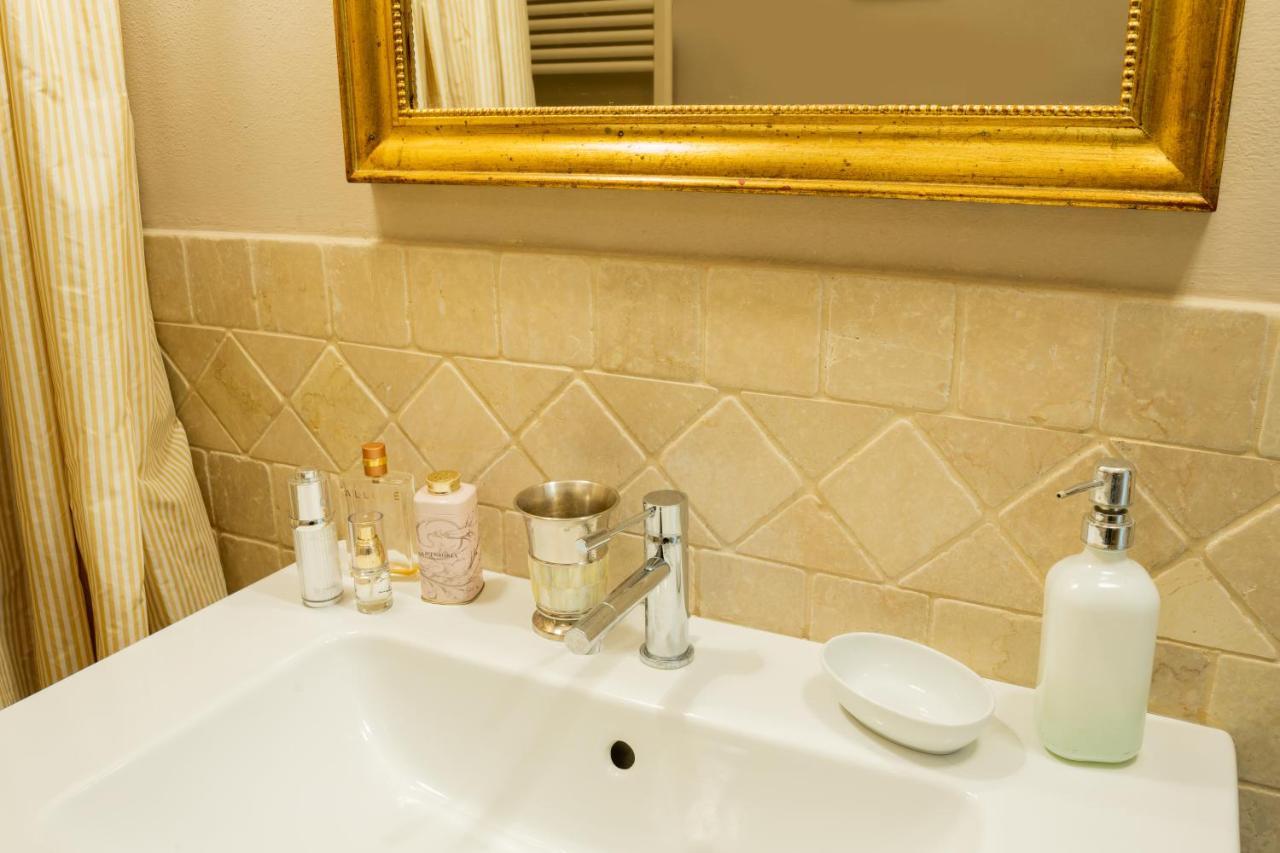 Caterina Apartment ฟลอเรนซ์ ภายนอก รูปภาพ