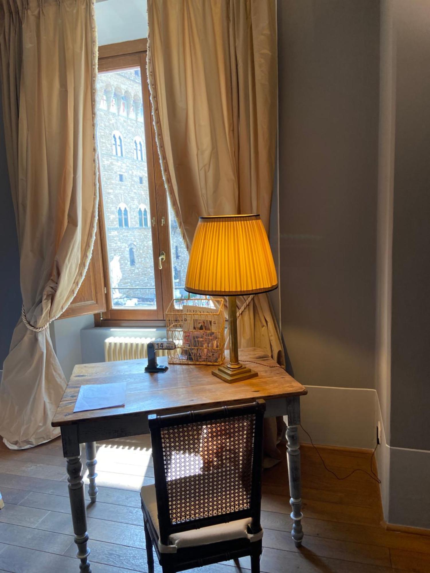 Caterina Apartment ฟลอเรนซ์ ภายนอก รูปภาพ